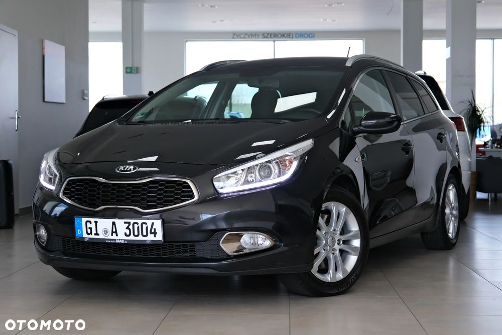 Kia Ceed 1.6 GDI Dream-Team Edition - 3