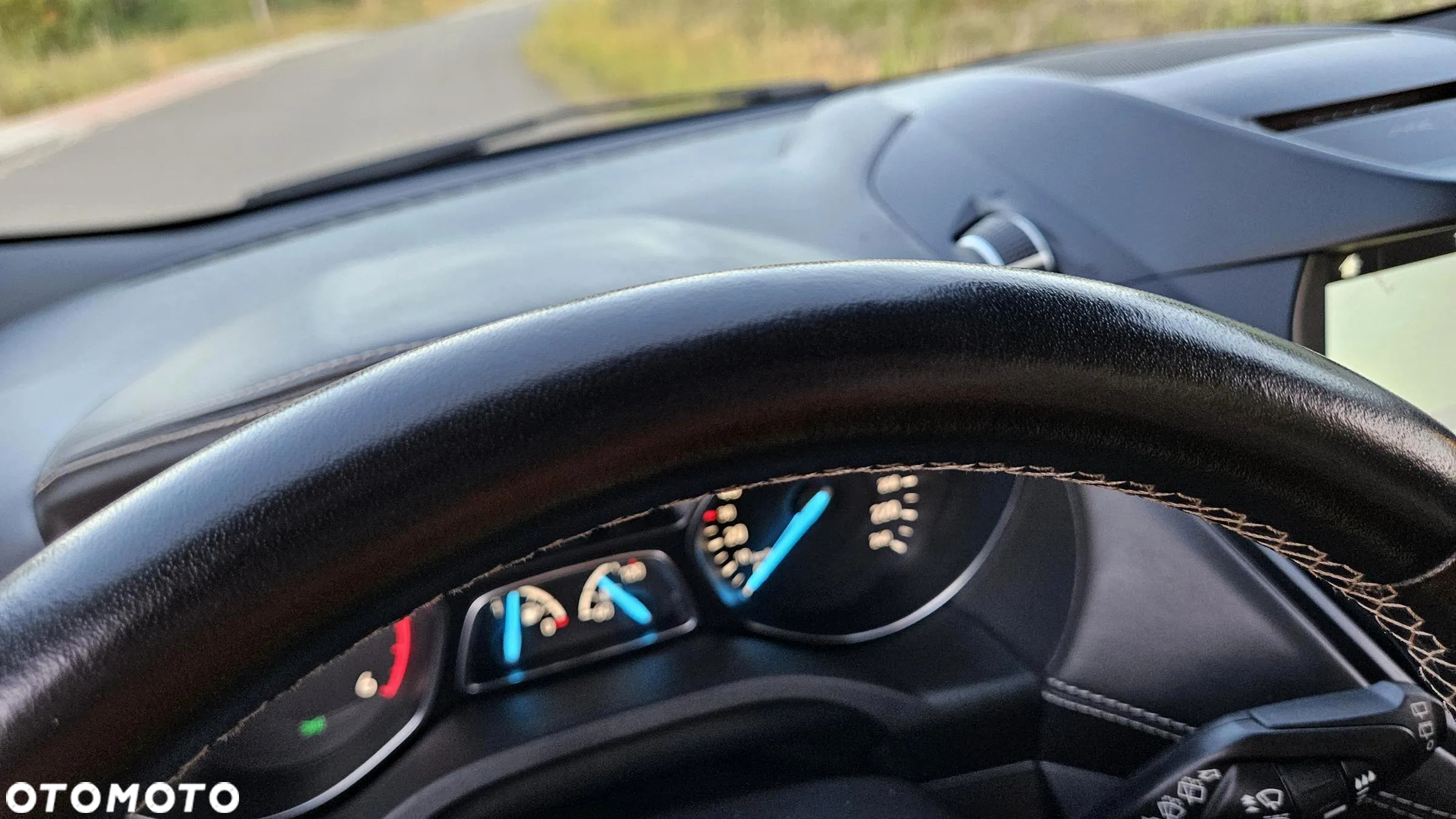 Ford Kuga 2.0 TDCi 4x4 Vignale - 31