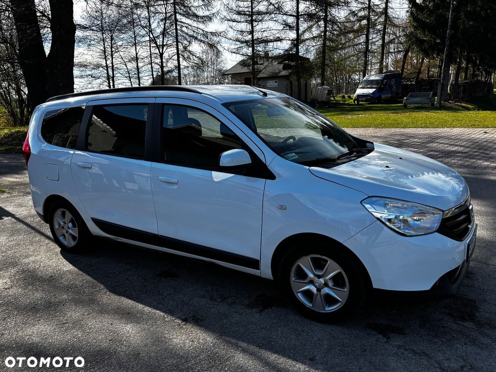 Dacia Lodgy 1.5 dCi Stepway - 4