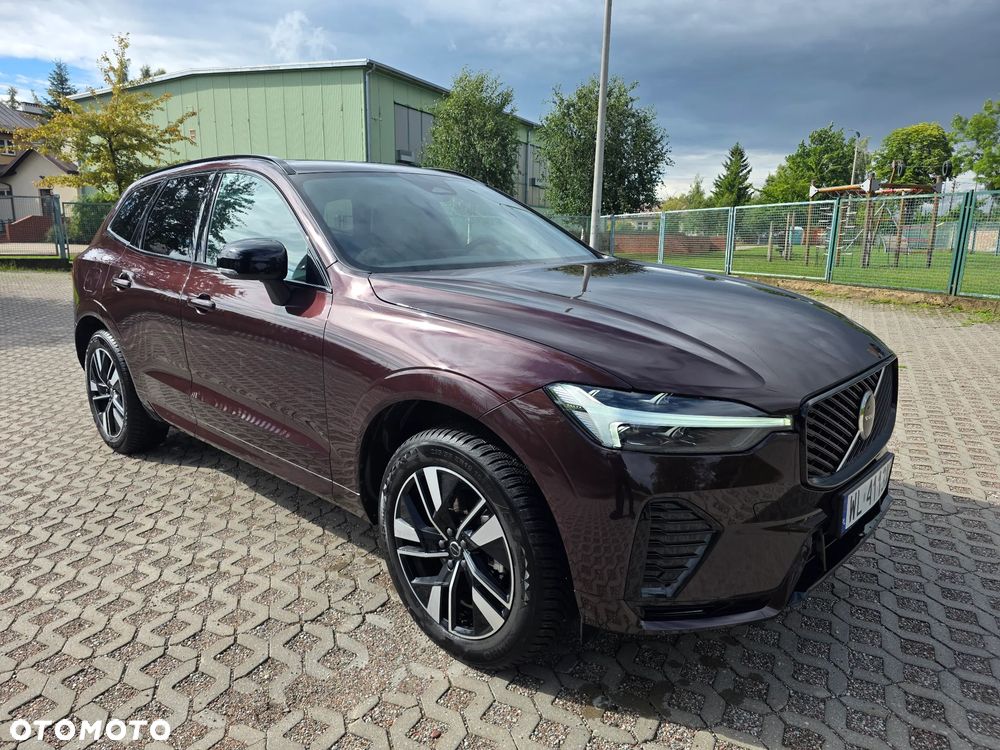 Volvo XC 60 B5 B AWD Plus Dark - 3