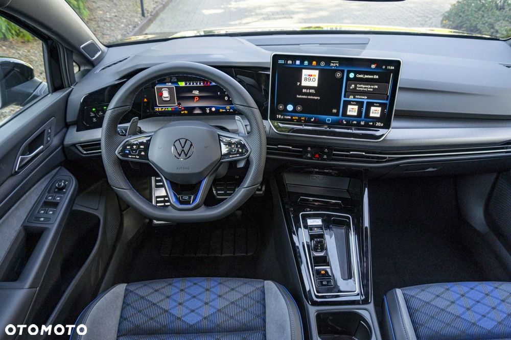Volkswagen Golf - 18