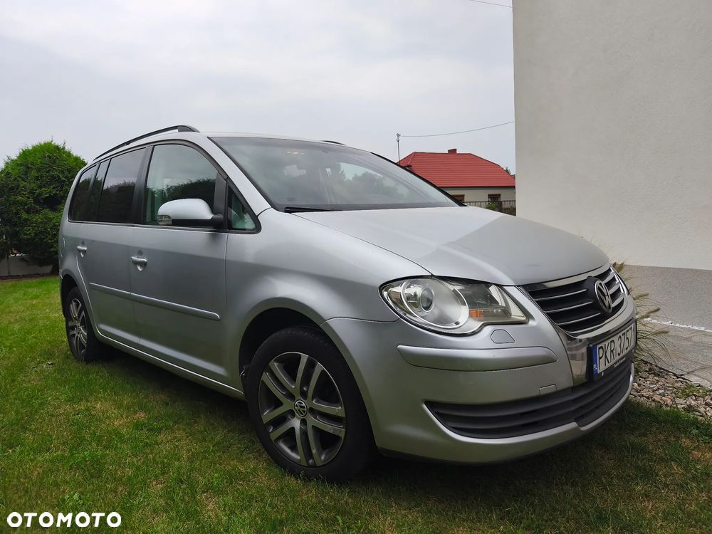 Volkswagen Touran 1.9 TDI Welcome - 2