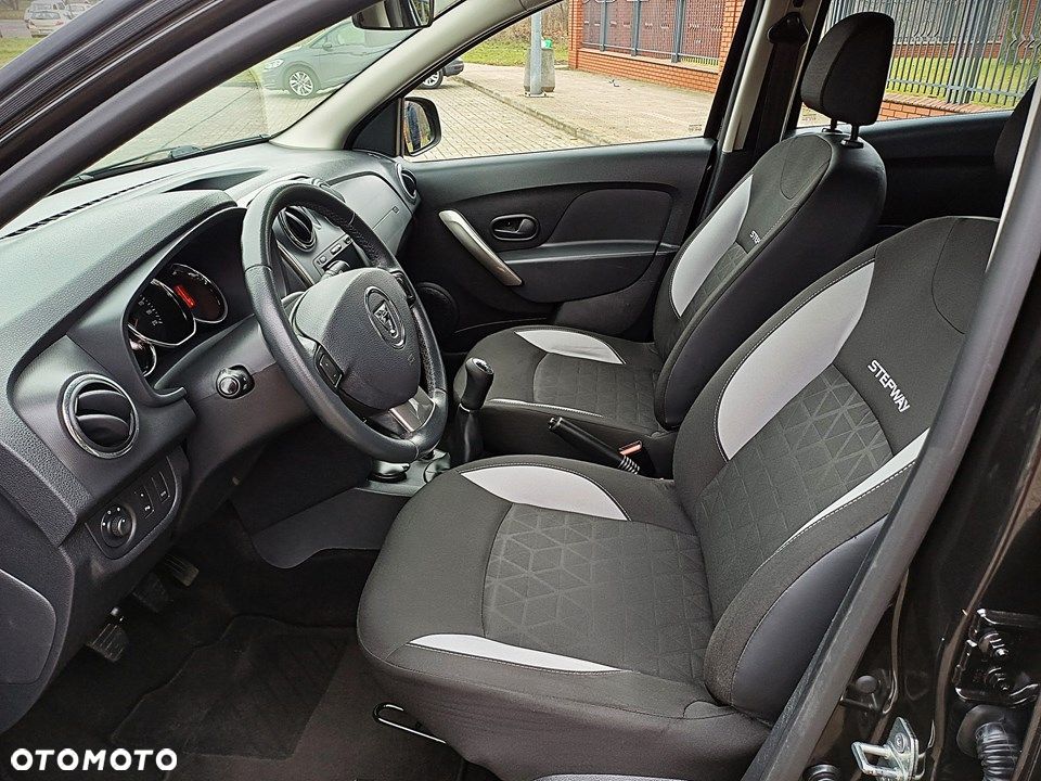 Dacia Sandero Stepway - 13