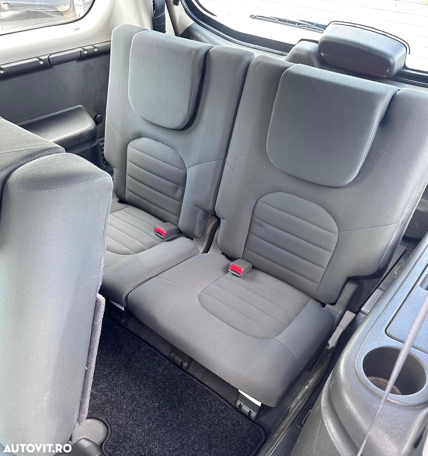 Nissan Pathfinder - 8