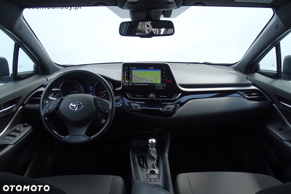 Toyota C-HR Business-Edition - 38