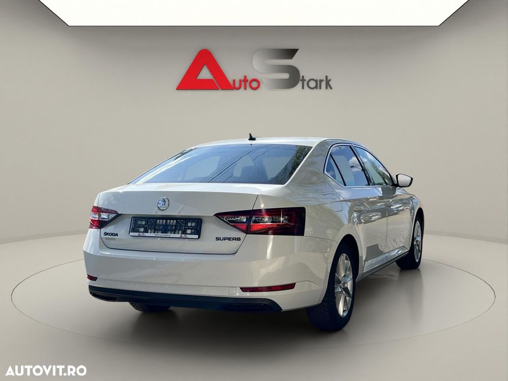 Skoda Superb 1.4 TSI ACT DSG Style - 6