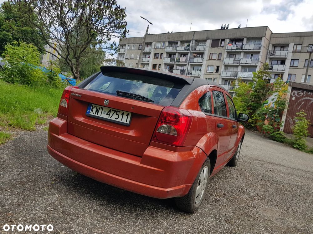 Dodge Caliber - 4