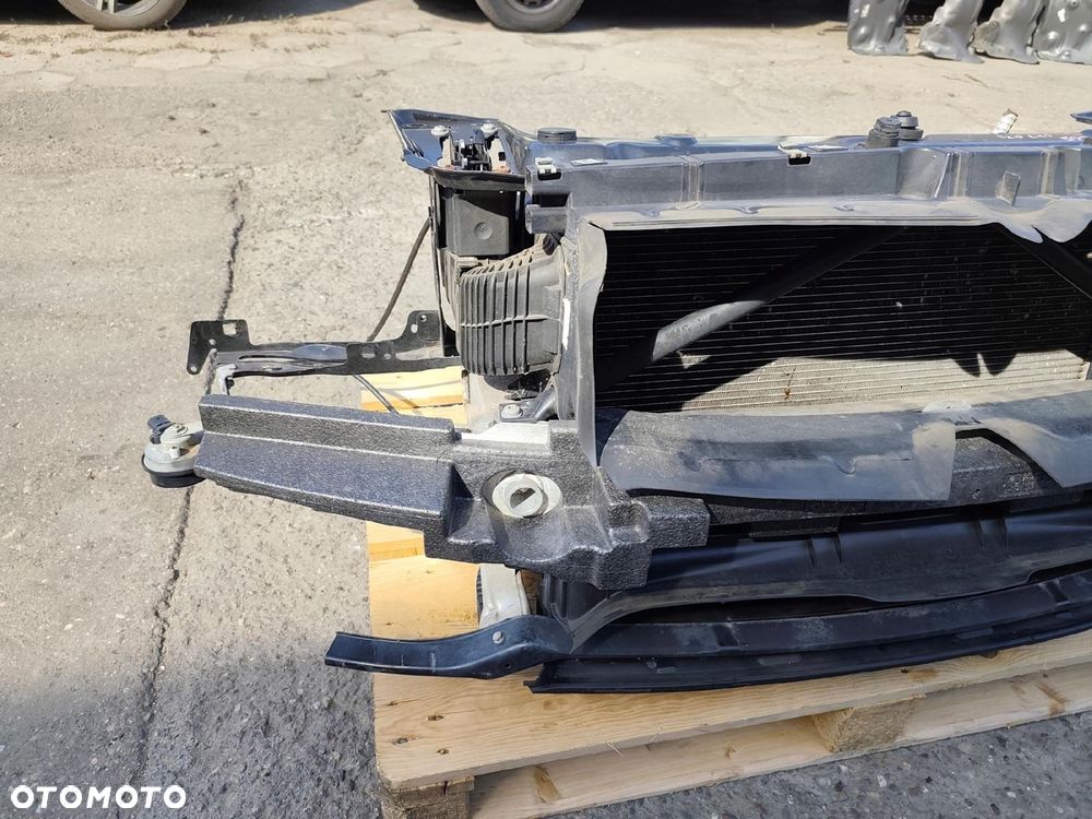MERCEDES W176 PAS PRZEDNI CHŁODNICE KOMPLET CDI MANUAL - 3