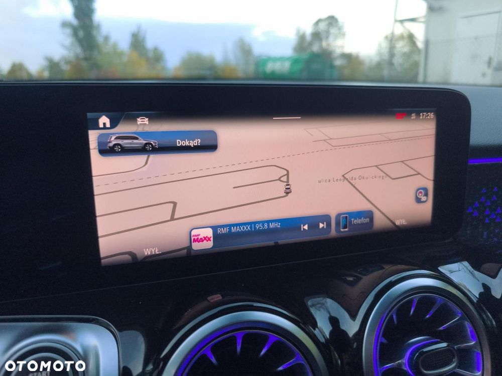 Mercedes-Benz GLB - 20