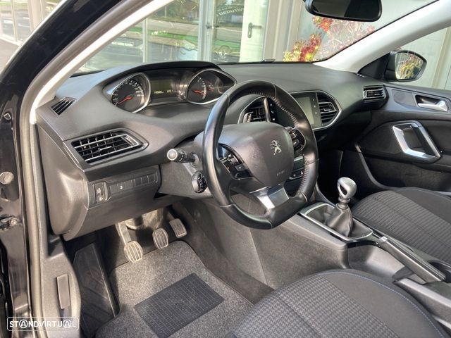 Peugeot 308 1.5 BlueHDi Style - 12