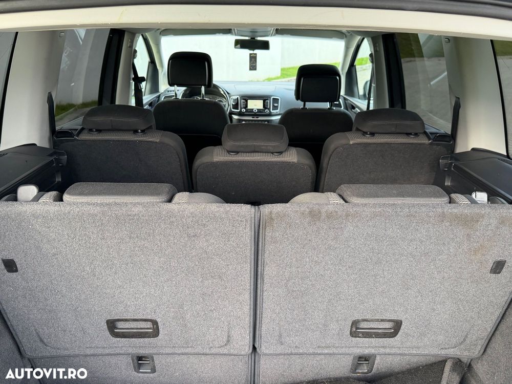 Volkswagen Sharan 2.0 TDI DSG Blue Motion Style - 8