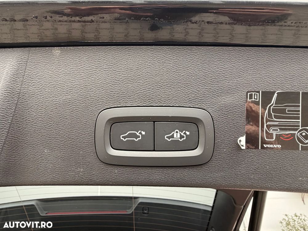 Volvo XC 40 T5 Twin Engine DKG Inscription - 19