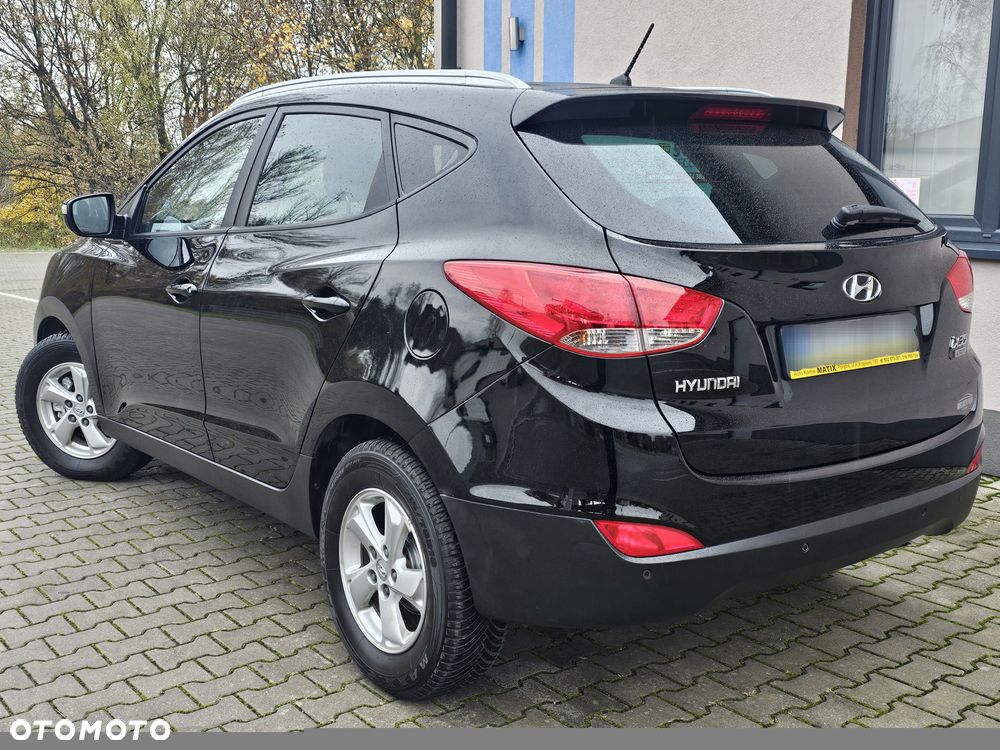 Hyundai ix35 1.7 CRDi 2WD blue Finale Gold - 3