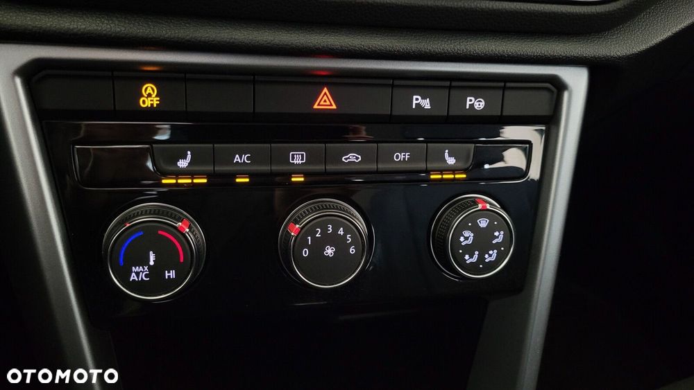 Volkswagen T-Roc - 26