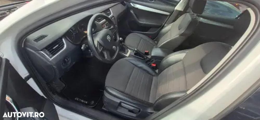 Skoda Octavia 2.0 TDI (Green tec) Style - 11