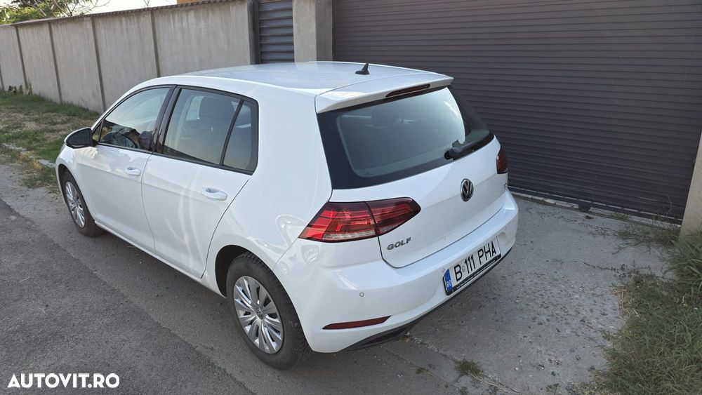 Volkswagen Golf 1.6 TDI Trendline - 11