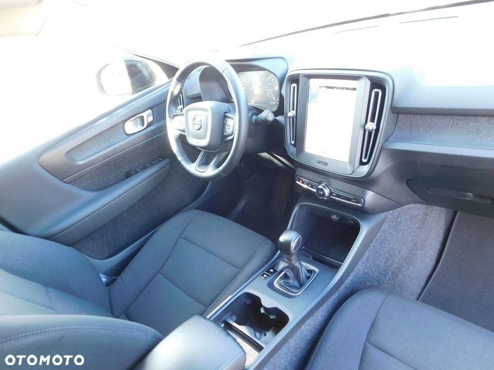 Volvo XC 40 - 6