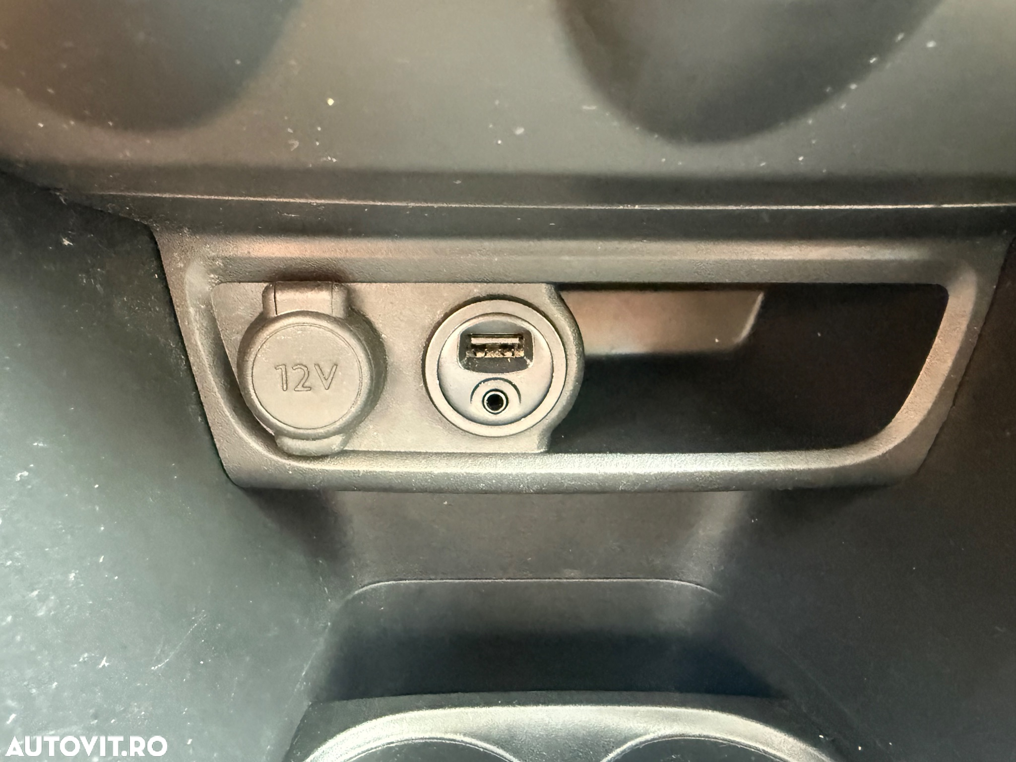 Peugeot 208 PureTech 82 Start & Stop Allure - 20