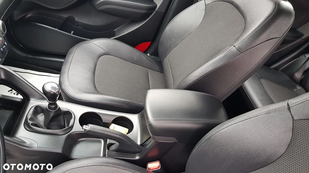 Hyundai ix35 1.6 2WD blue Comfort - 8