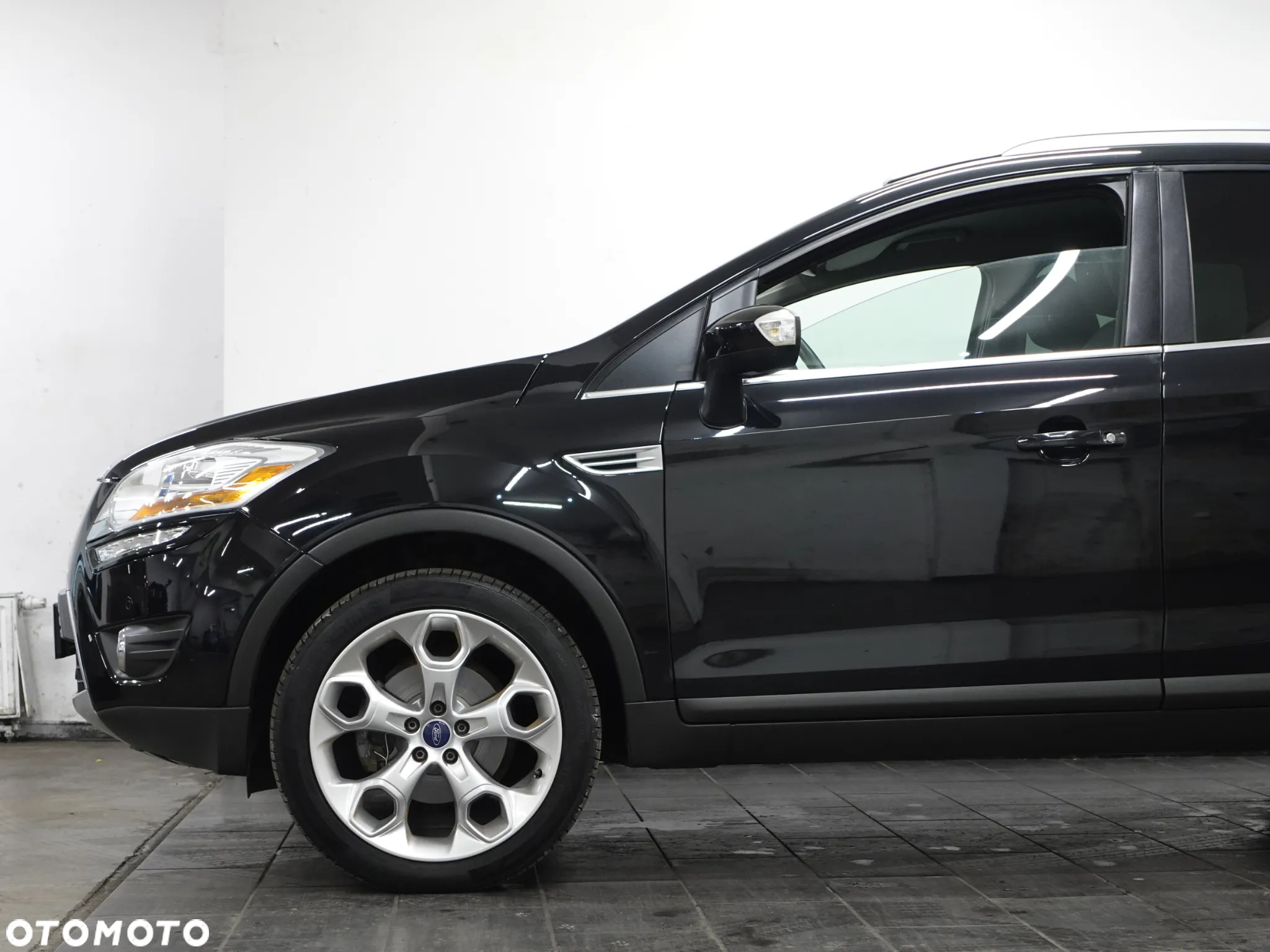 Ford Kuga 2.0 TDCi 4WD Titanium - 19