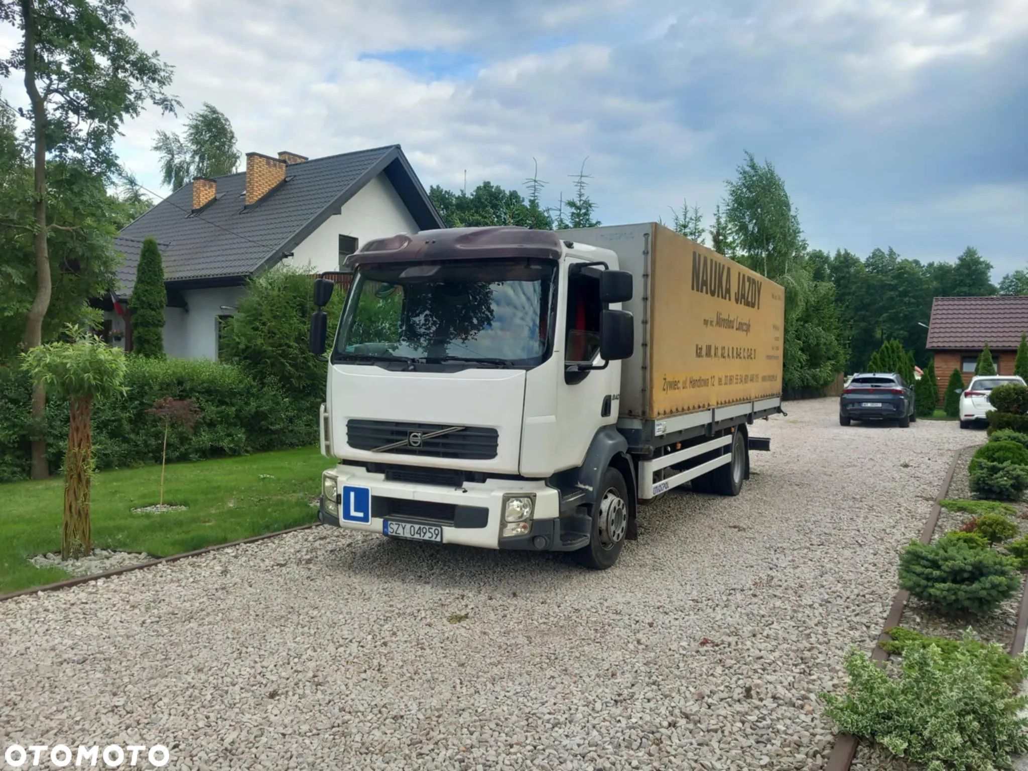 Volvo FL12.240 - 1