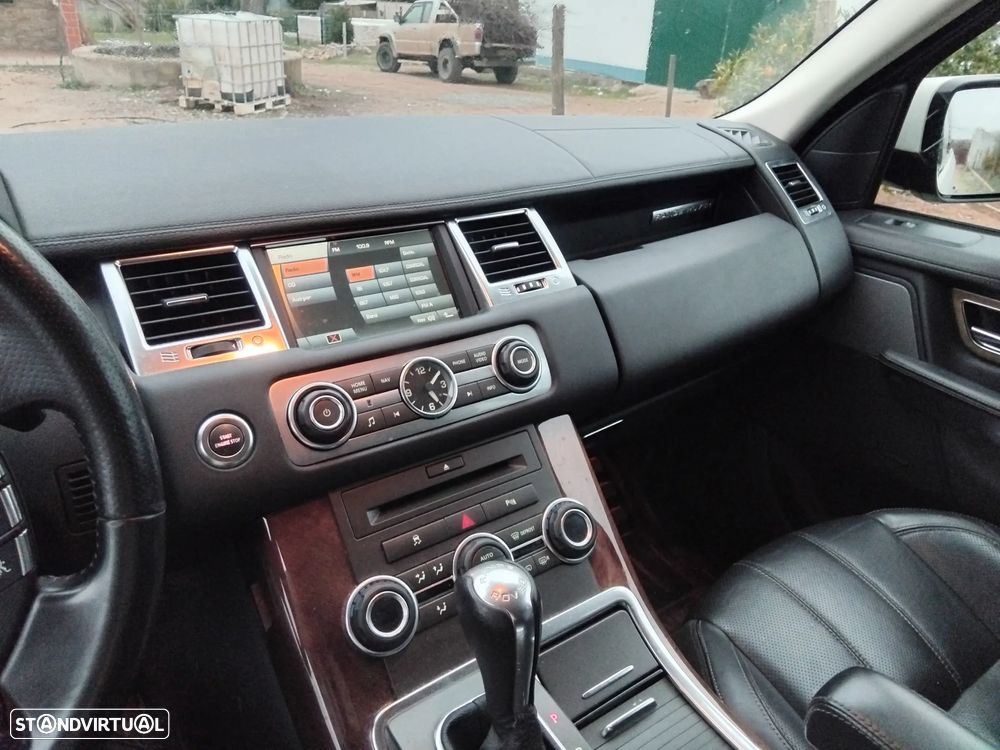 Land Rover Range Rover Sport 3.0 TDV6 HSE - 8