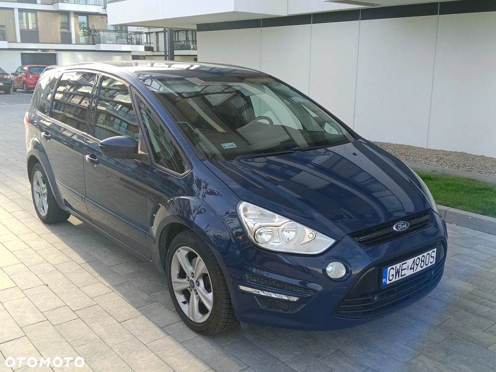 Ford S-Max 2012 photo 4