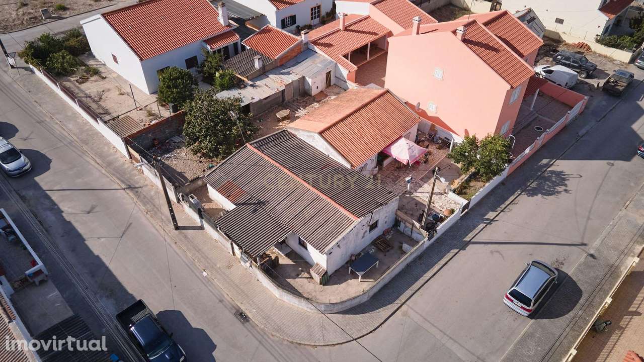 Moradia no Carvalhal, viabilidade de 500m2 de Construção - Grande imagem: 4/17