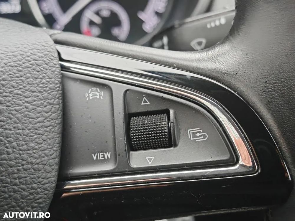 Skoda Octavia 1.6 TDI DSG Ambition - 21