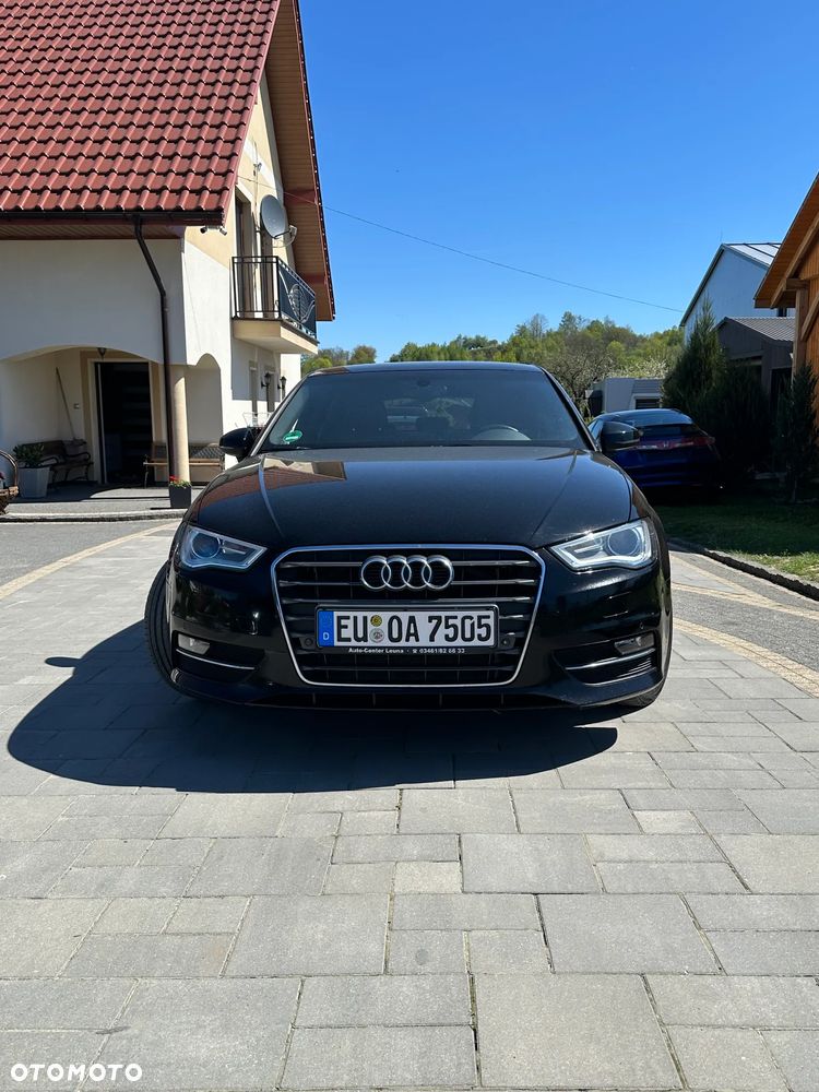 Audi A3 Sportback 2.0 TDI (clean diesel) S tronic S line Sportpaket - 2