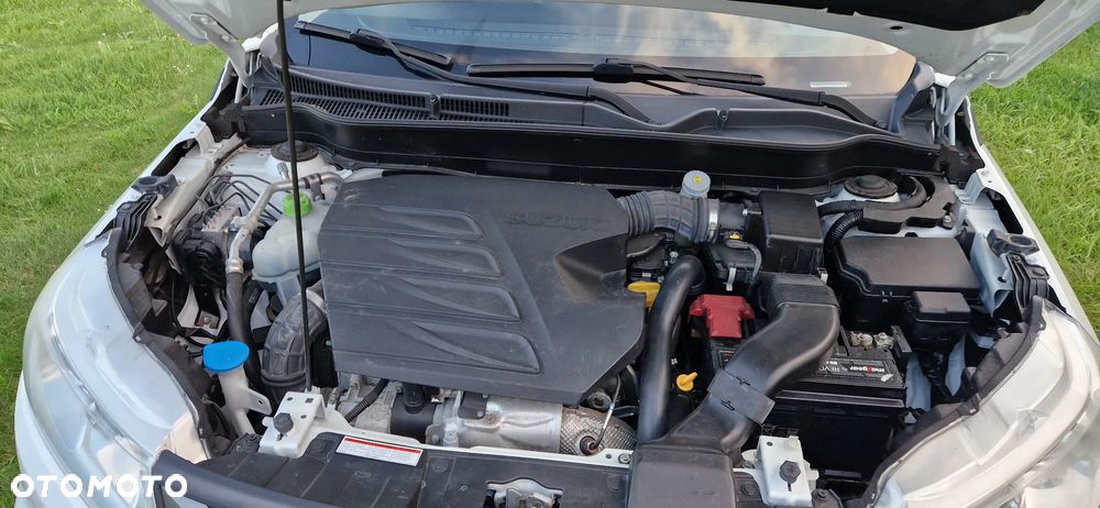 Suzuki Vitara 1.6 DDiS (4x2) Comfort - 16
