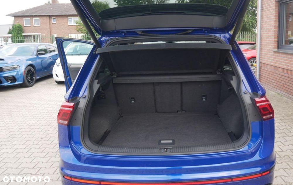 Volkswagen Tiguan 2.0 TDI SCR 4MotION DSG R-Line - 18