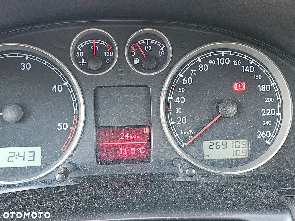 Volkswagen Passat - 6