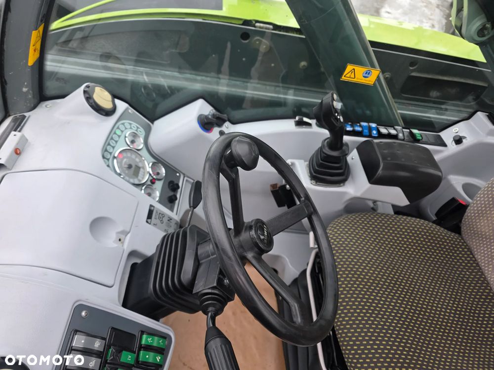 Claas scorpion 7045 - 5