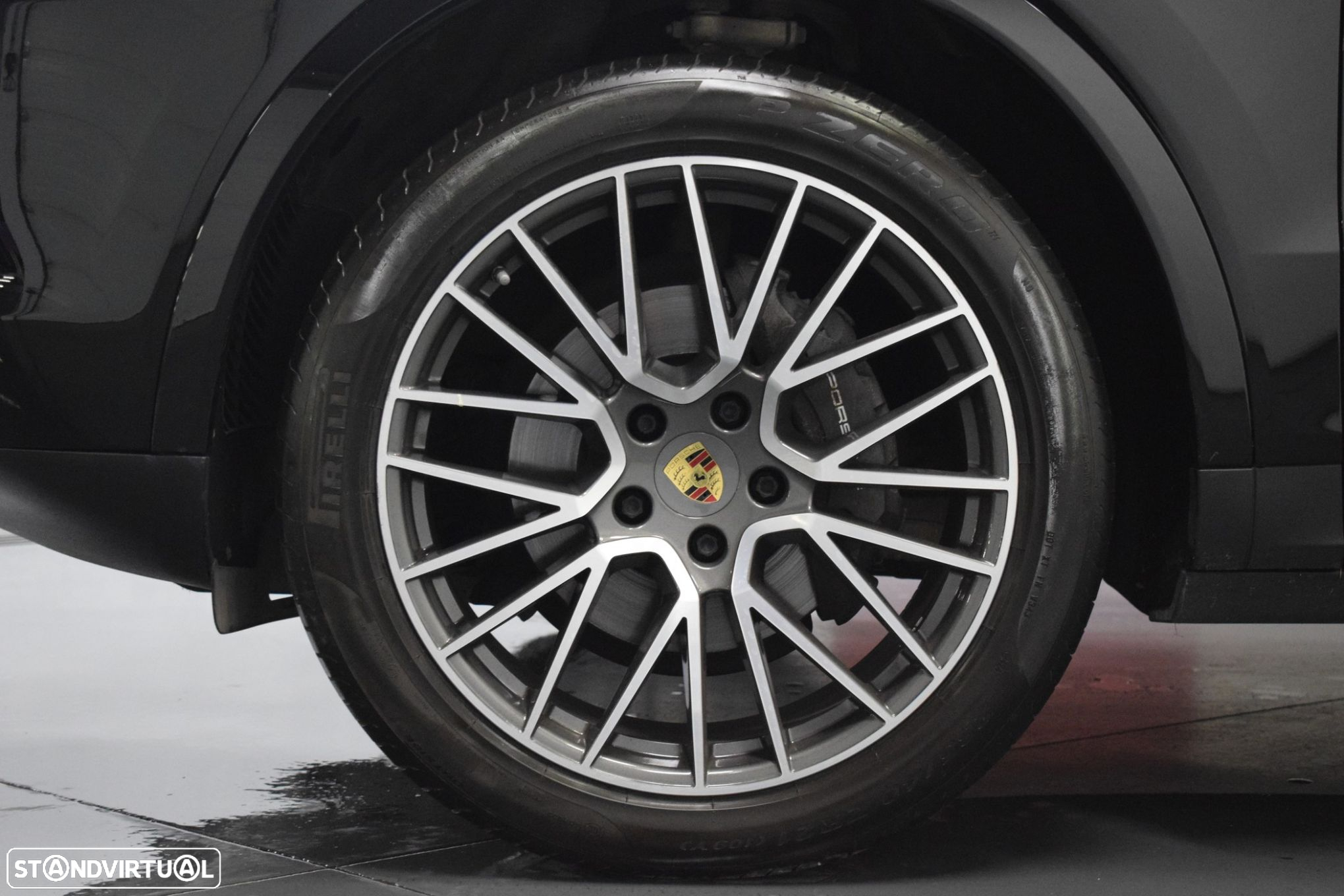 Porsche Cayenne Coupé Platinum Edition - 21