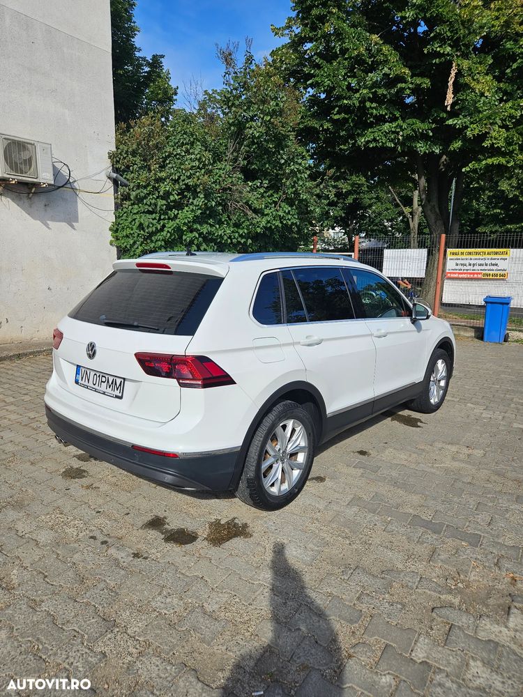 Volkswagen Tiguan 2.0 TDI 4Mot DSG Highline - 4