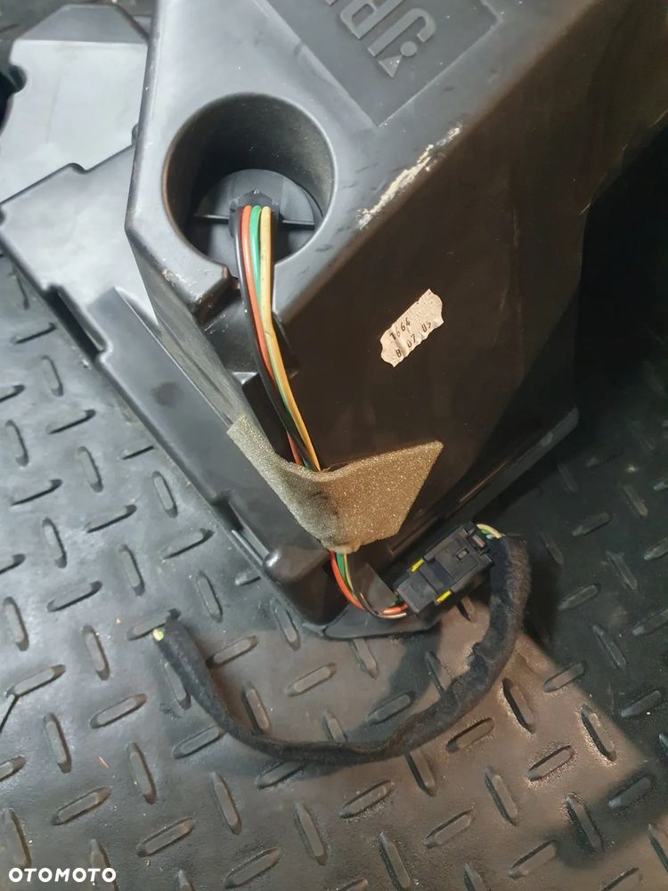 GŁOŚNIK SUBWOOFER PEUGEOT 407 9650581780 JBL - 8