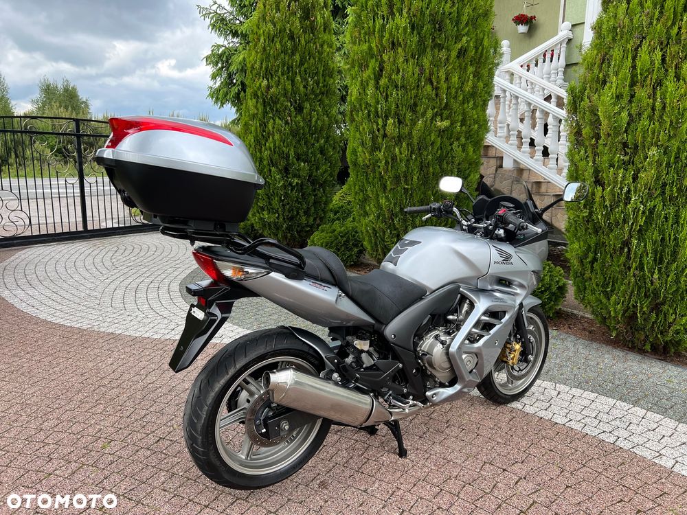 Honda CBF - 9
