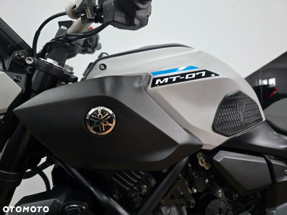 Yamaha MT - 20