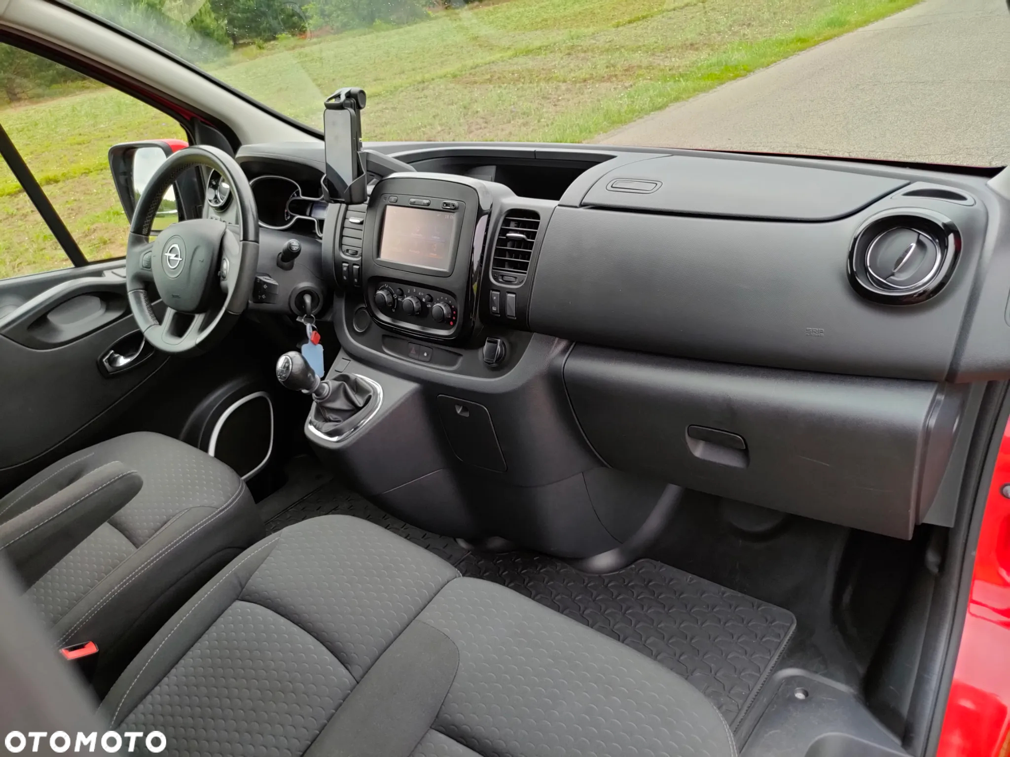 Opel Vivaro - 30