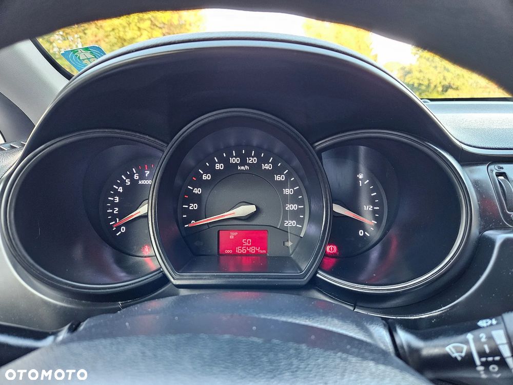 Kia Rio - 19