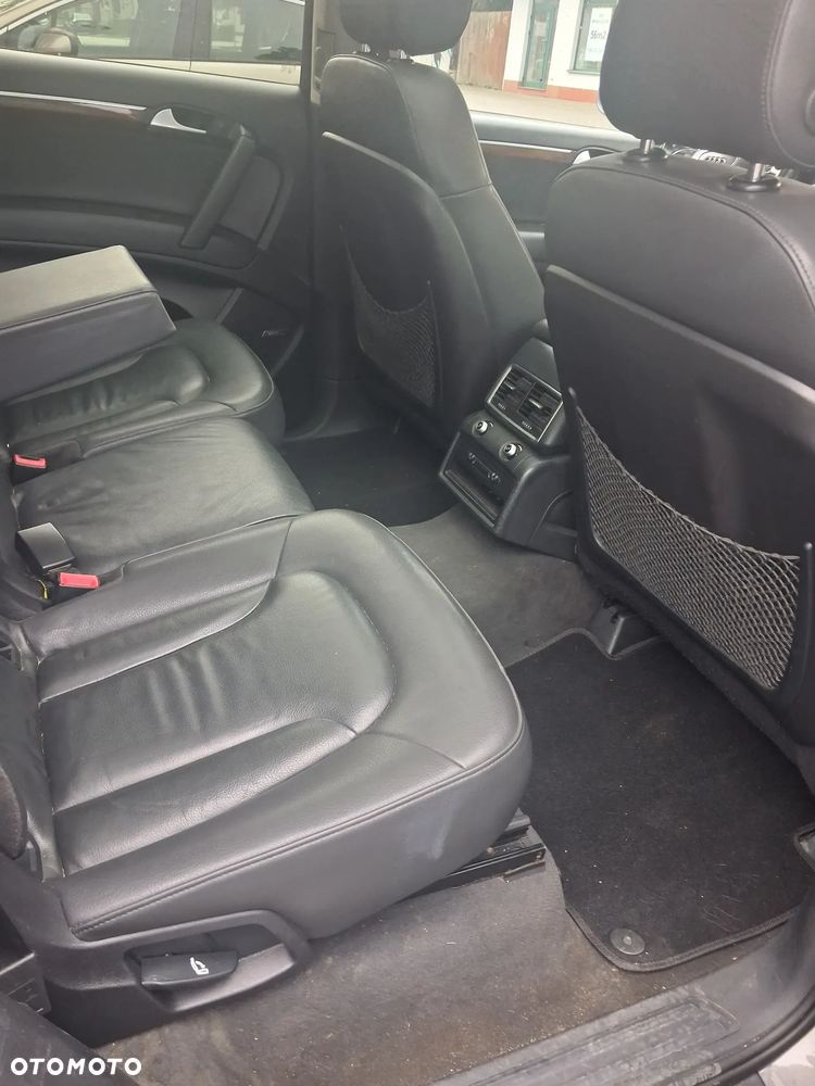 Audi Q7 - 30