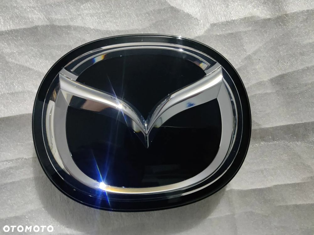 Emblemat Mazda 6 pod radar - 3