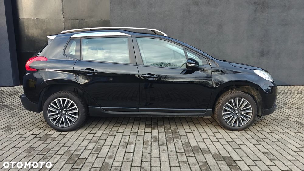 Peugeot 2008 PureTech 82 Allure - 5