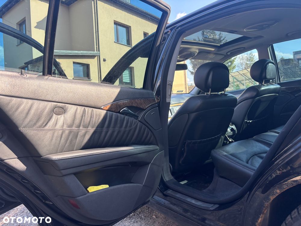 Mercedes-Benz Klasa E 320 CDI 4-Matic Avantgarde - 30