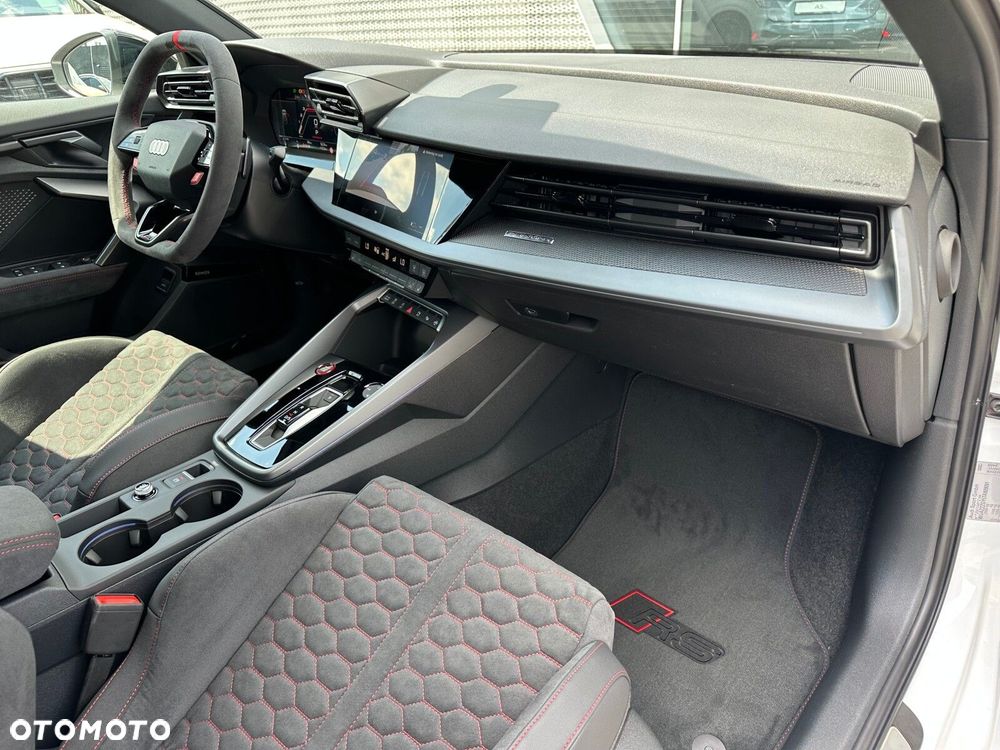 Audi RS3 Sportback - 23