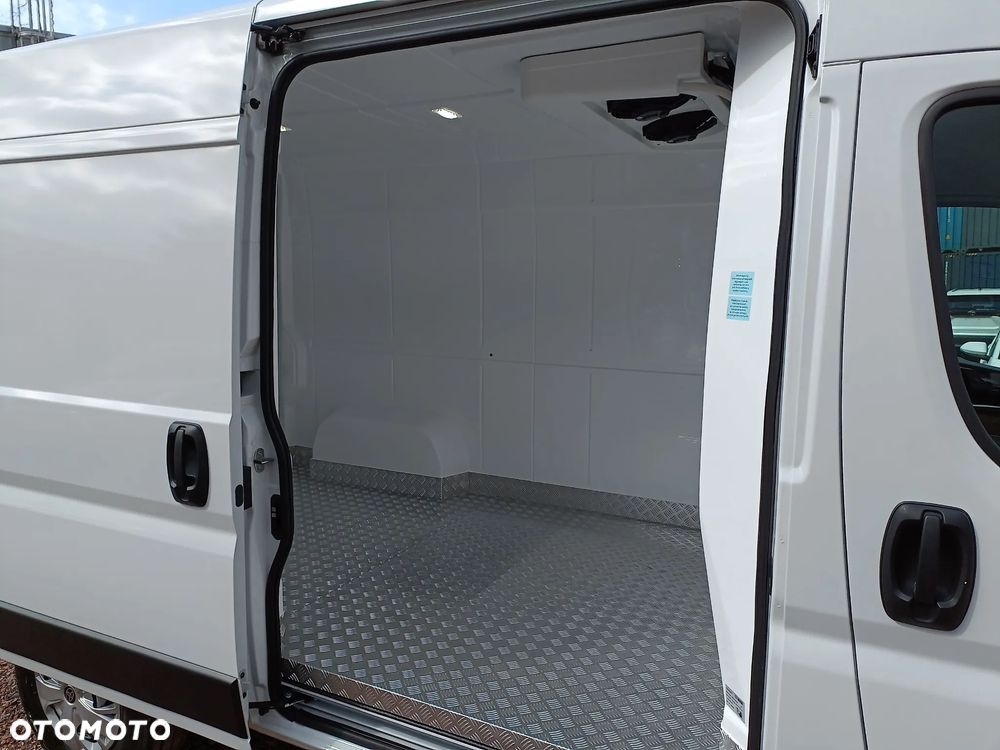 Toyota Proace Max - 12