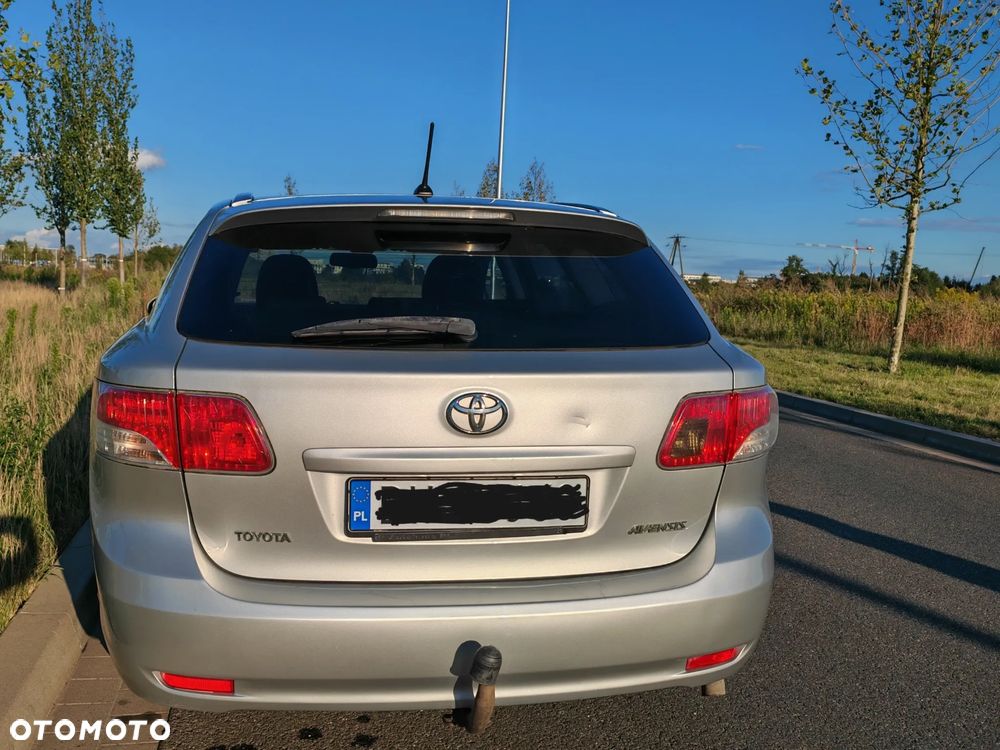 Toyota Avensis 2.0 Sol plus - 7