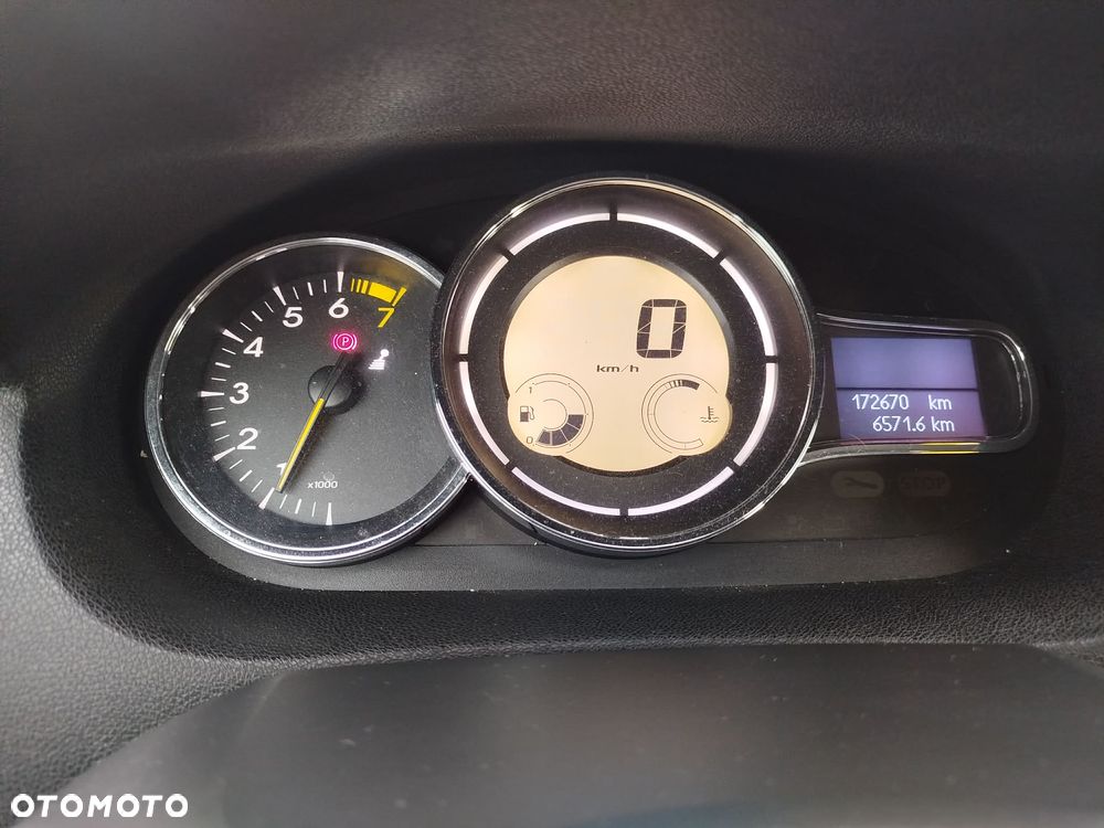 Renault Megane 1.6 16V Dynamique - 8