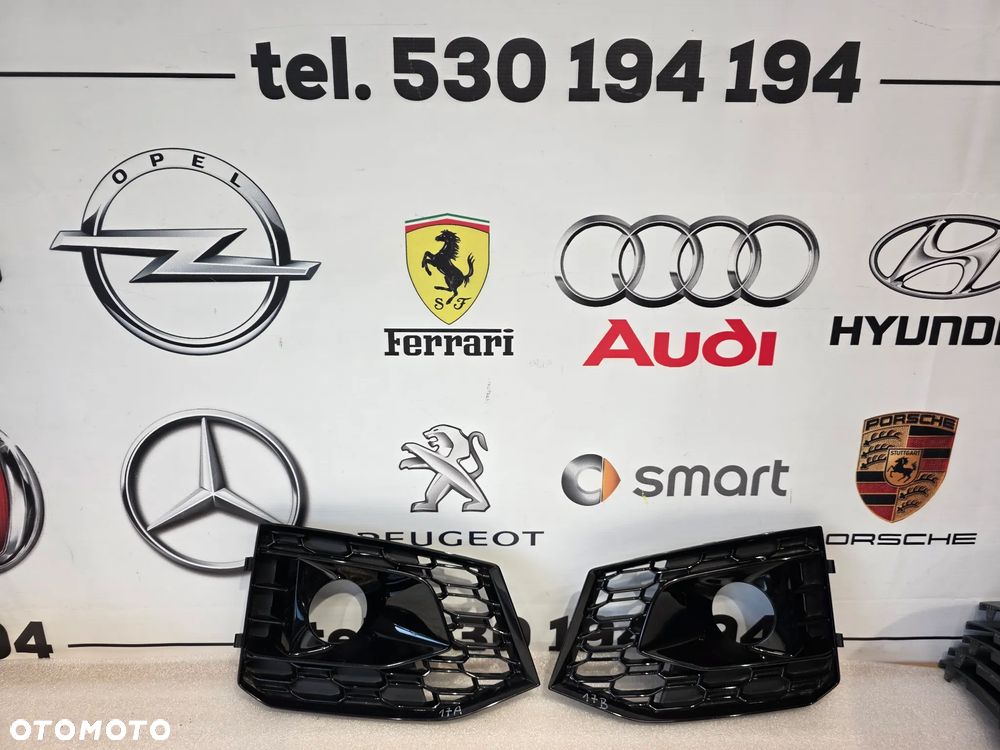 AUDI RS5 8W6 LEWA / PRAWA KRATKA BOCZNA ZDERZAKA PRZEDNIEGO PRZÓD NR 8W6807682Q / 8W6807681Q NR AUKCJI KB17 - 1